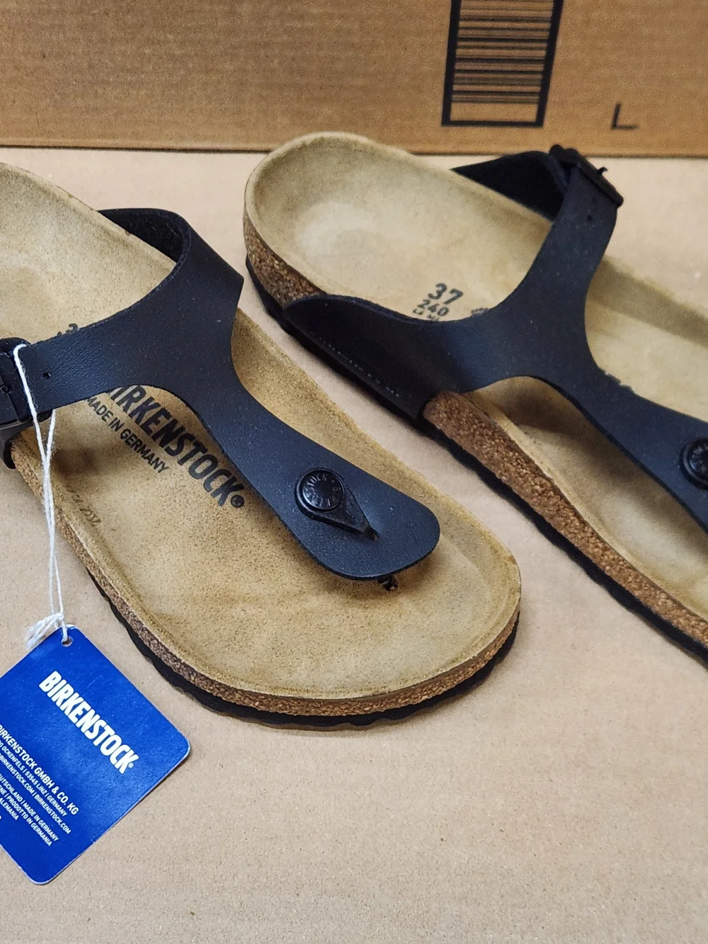 Birkenstock Women's Gizeh Sandals Black